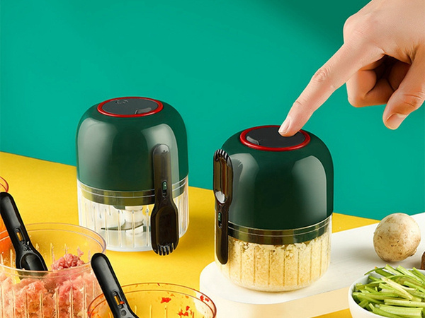 Električni drobilnik za sadje in zelenjavo