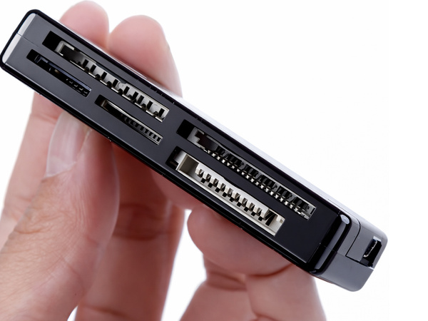 MEMÓRIAKÁRTYA OLVASÓ FÉNYKÉPEZŐGÉPHEZ USB MULTI CF SD MICRO SD XD MS MMC