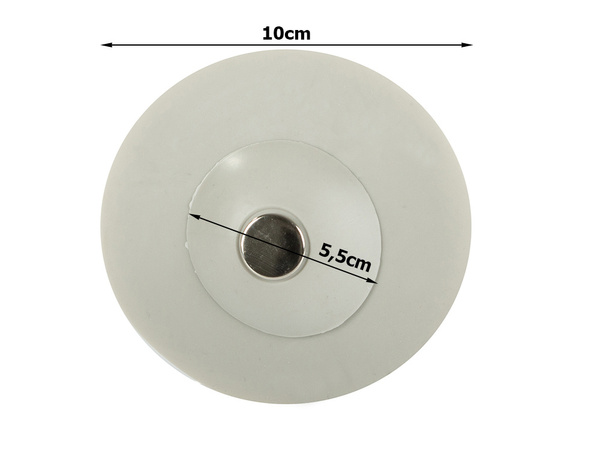 Silicone plug with a strainer for the sink