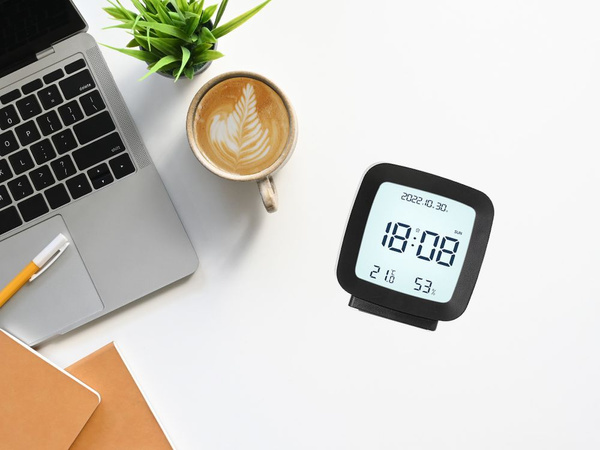 Žadintuvas su data ir temperatūra su snaudimo funkcija lcd drėgmės ore