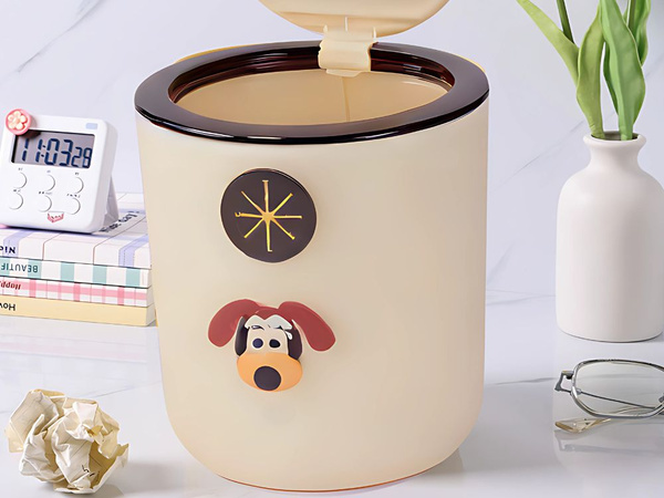Mini cesto de basura perro para habitación infantil 2l click pequeño práctico