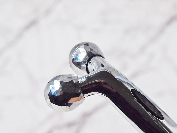 3d pinguldav pöörlev kehamassaažija