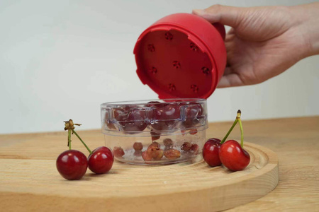 DÉNOYAUTEUSE DE CERISES (60)