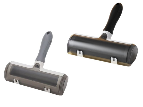 Brush roller for cleaning and collecting hair, reusable