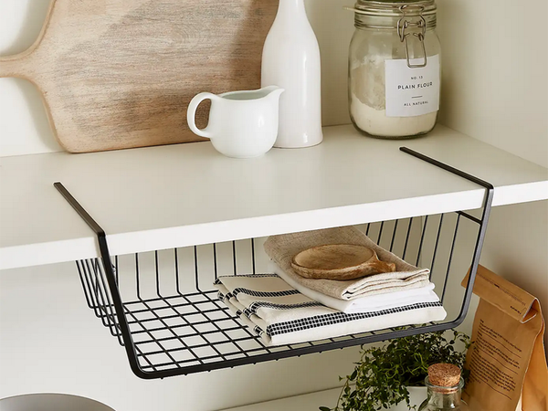 Hanging basket under shelf metal basket organiser kitchen basket white