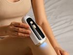 Bezbolestný ipl laserový odstráňovač chlpkov pre oblasť bikini a celé telo s okuliarmi