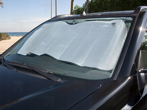 Windscreen sunshade mat for the rear windscreen of a car