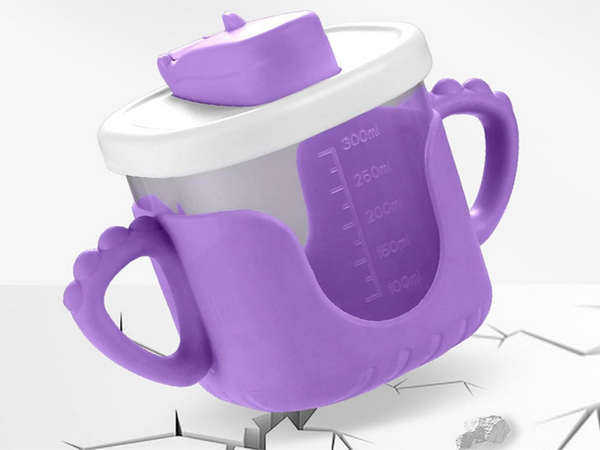 Baby drinking cup silicone handles 300ml with straw
