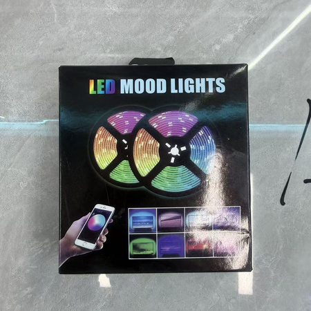 LED RIBA 3M 5V USB APP 5050RGB (100)