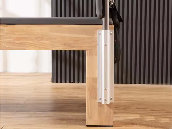 PILATES CVIČENIE POSTEĽ REFORMER FITNESS TRÉNINGOVÉ ZARIADENIE