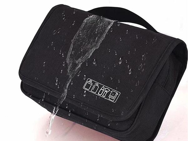 Travel cosmetics bag, hanging organiser for the bathroom, with zip, hook and handle