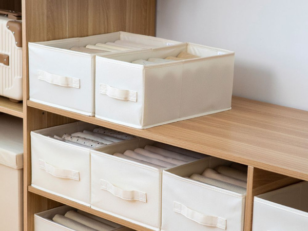 Drabužių organizatorius apatinių kelnių stalčius drabužių spinta kojinės baltos spalvos