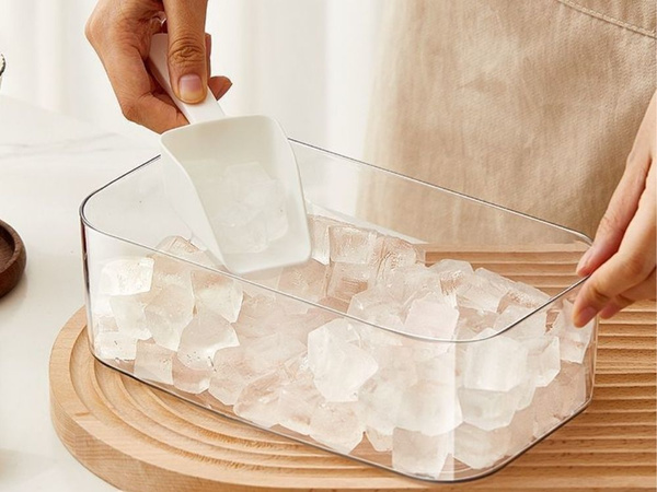 Led ice cube tray 50 cubes with container with buttons and spatula