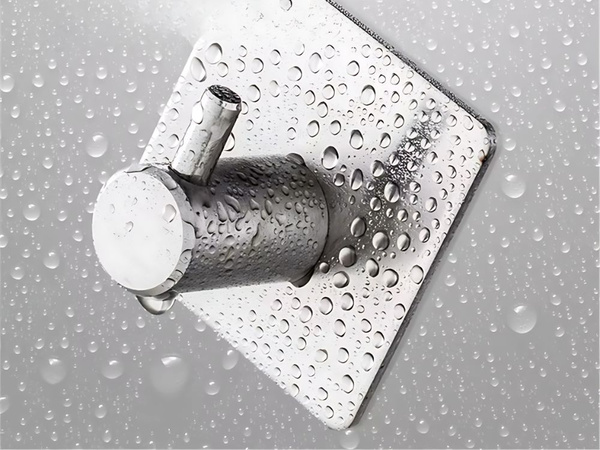 Samolepiace kúpeľňové háčiky 4ks bez vŕtania