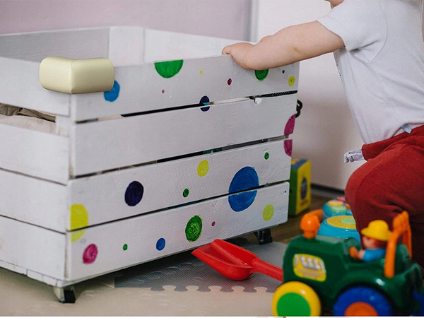 Spumă de protecție colț pentru colțuri de mobilier alb autocolante x4