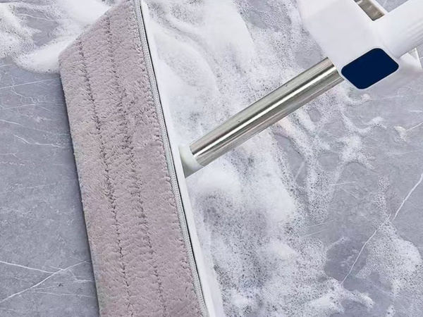 Mop plat en microfibre avec raclette et seau pliable dépliable pour les sols