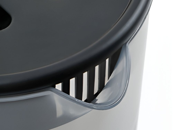 3L PLASTIKAS KRUKA AR VĀKU ŪDENIM, SULAI, DZĒRIENIEM, LIMONĀDEI, IETILPĪGA