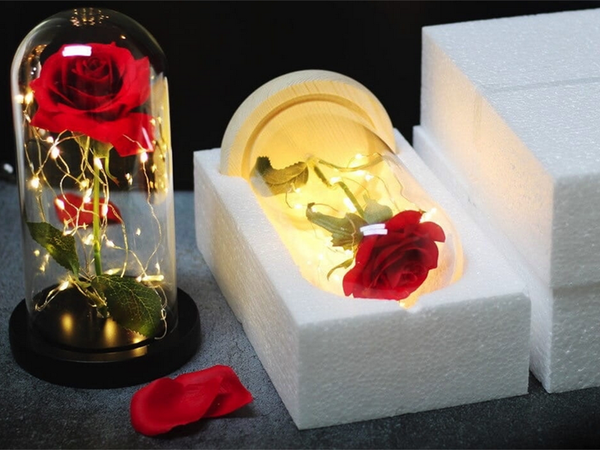 Rosa eterna en cristal rojo led regalo luminoso para una ocasión para mujer