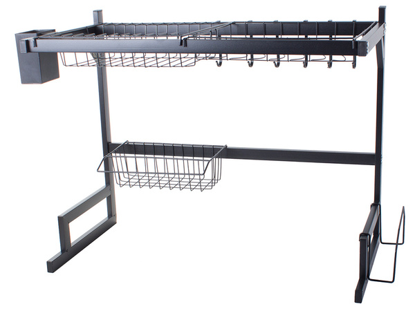 Trauku novadītājs virs izlietnes galda piederumu bēniņi