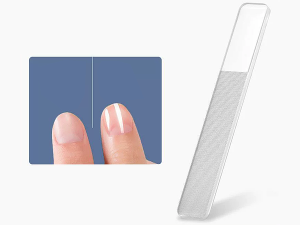 Zestaw do paznokci przybornik manicure pedicure etui cążki 16 elementów