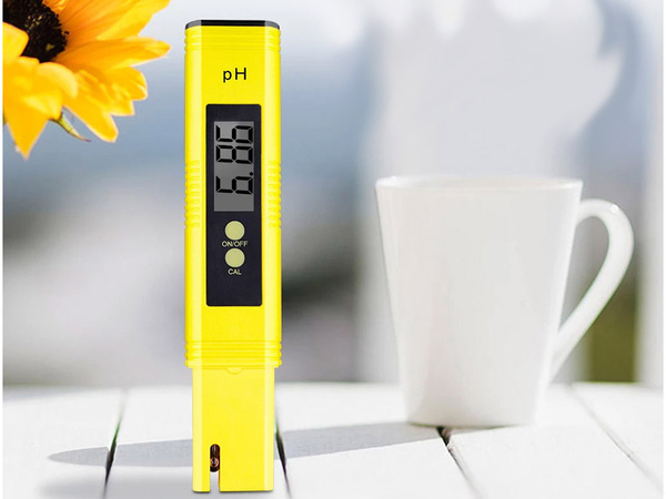 Electronic ph meter water tester calibration