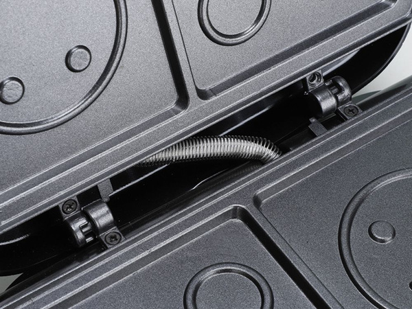 Skrudintuvas-sandvičių keptuvas su smiles non-slip 750w non-stick