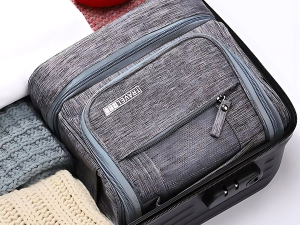 Ceļojumu kosmētikas somiņa ar āķi liela unisex ūdensnecaurlaidīga pelēka
