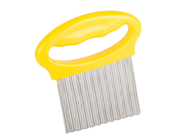 Corrugated knife for chips vegetable cutter