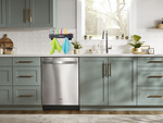Kitchen wall-mounted shelf organiser hanger
