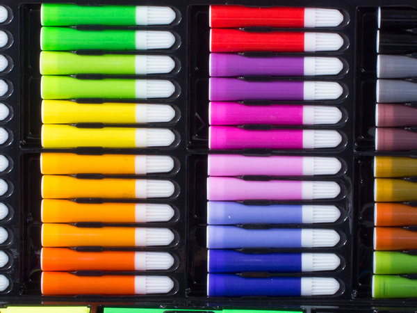 Művészeti festőkészlet tartószerűen 288 db