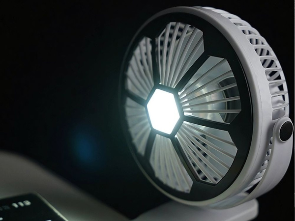 Ventilateur de bureau ventilateur debout à pince avec lumière 3 modes rechargeables