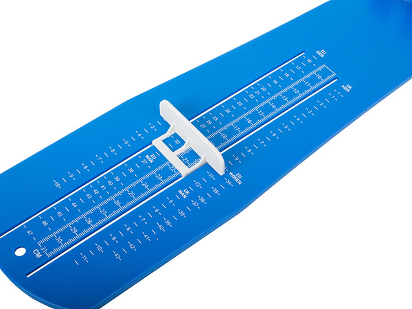 Jalatsi pikkuse mõõdulint jalgade jaoks