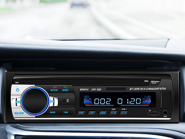 Avtomobilski radio bluetooth usb aux sd 1-din mikrofon + pilot 4 x 60w