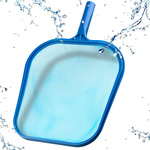 Nettoyage de la piscine ramassage du filet