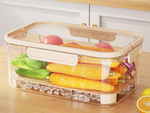 Food containers for storage at low temperatures cooling insert