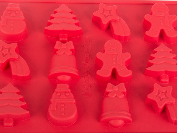 Backblech 6-teiliges set mit festlichen lebkuchenmännern