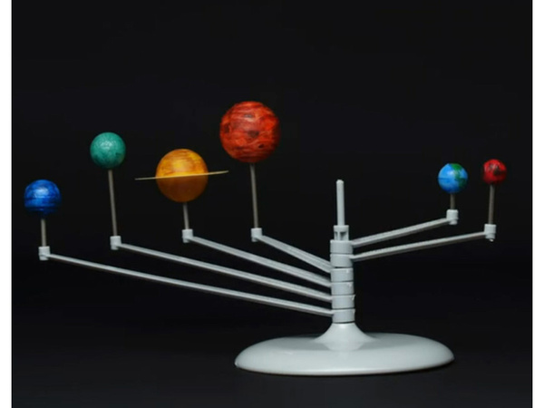 Kreatives malset sonnensystem lernmodell planeten 3d