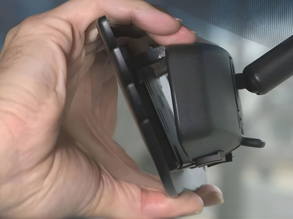 Panoramischer rückspiegel für autos mit antireflex-klammern