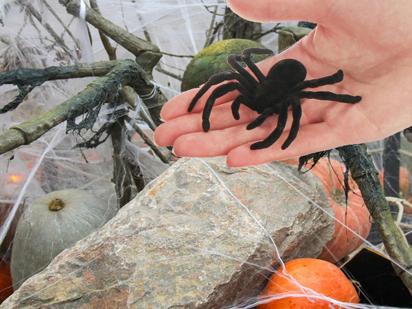Halloween ämblik 4 tk suur dekoratsioon õudne