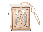 Hölzerne hängende weihnachtsbaumlaterne beleuchtung weihnachtsdekoration schneemann