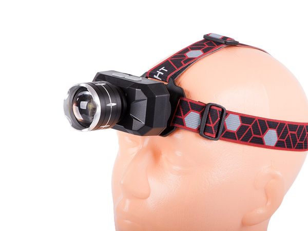 Dobíjecí led světlomet xhp90