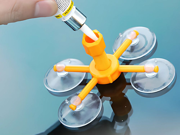 Windscreen repair kit chipping cracking glass adhesive