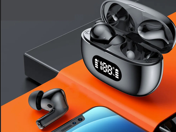 Kabellose bluetooth in-ear kopfhörer mit ladegehäuse und mikrofon