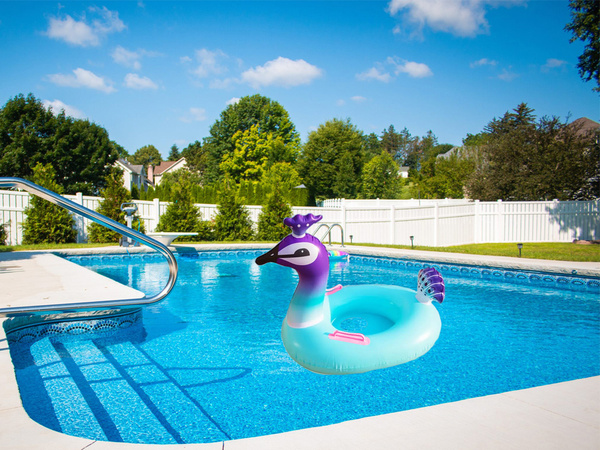 Small inflatable peacock wheel for baby swimming in pool water 60cm