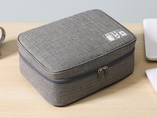 Cestovní organizér na nabíječky a kabely