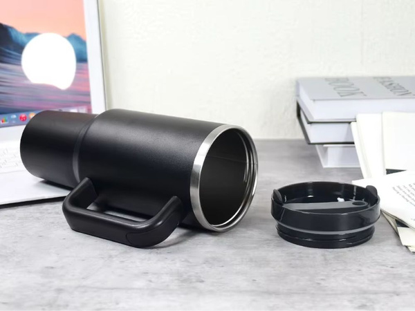 Veľký termohrnček, 1,2 l, slamka s oceľovou rukoväťou, termoska na studené a teplé nápoje