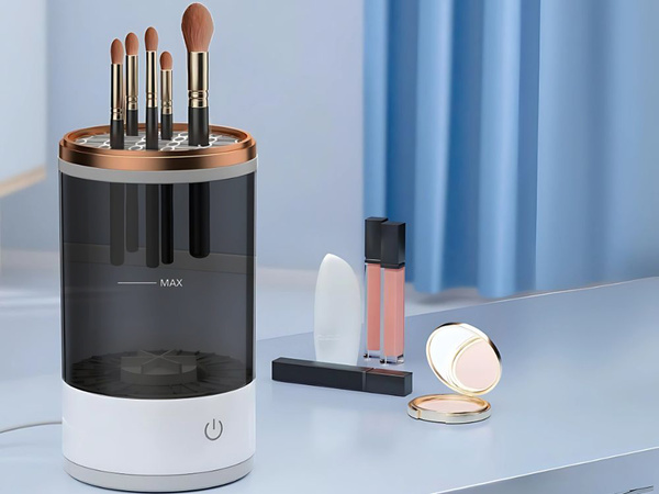 Washing stand for cleaning, washing and drying brushes and cosmetic sponges usb