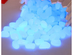 Fluorescentni svetlilni kamni 100 kosov