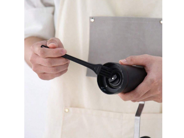 Moulin a main pour moudre les grains de cafe noix herbes sel espresso fort