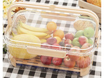 Food containers for storage at low temperatures cooling insert